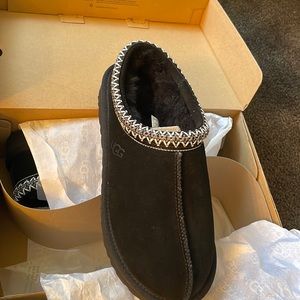 Black Womens Ugg Slippers